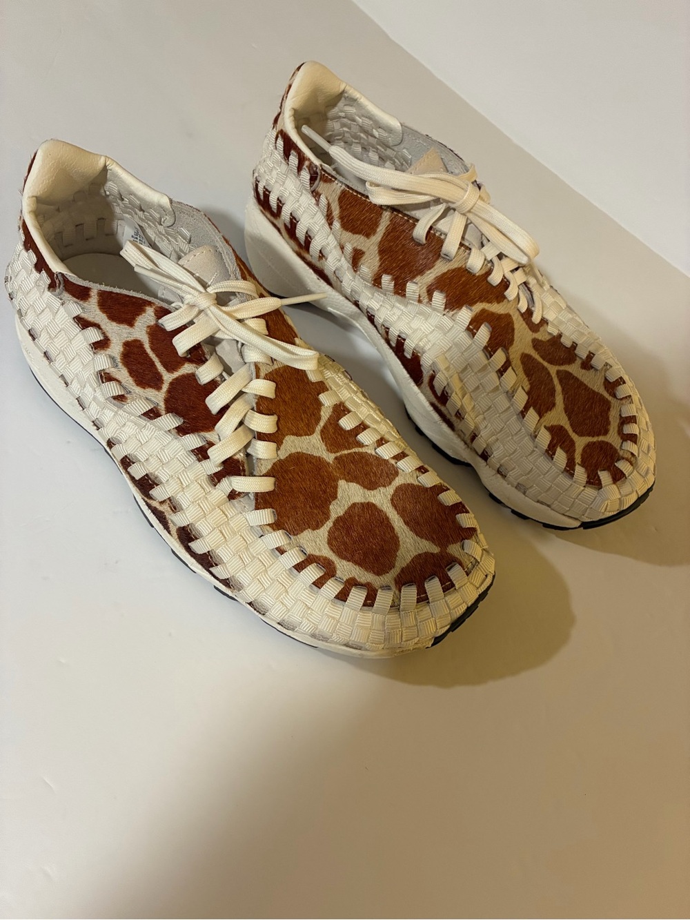 Nike Women’s Air Footscape Woven Horse Hair Giraffe Print 9